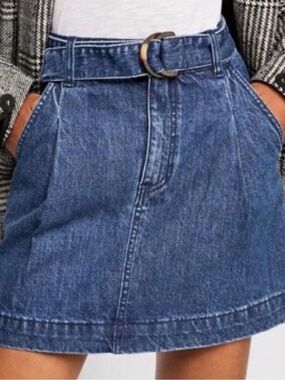 Free People We The Free Medium Wash Jade Belted Denim Mini Skirt Size 29